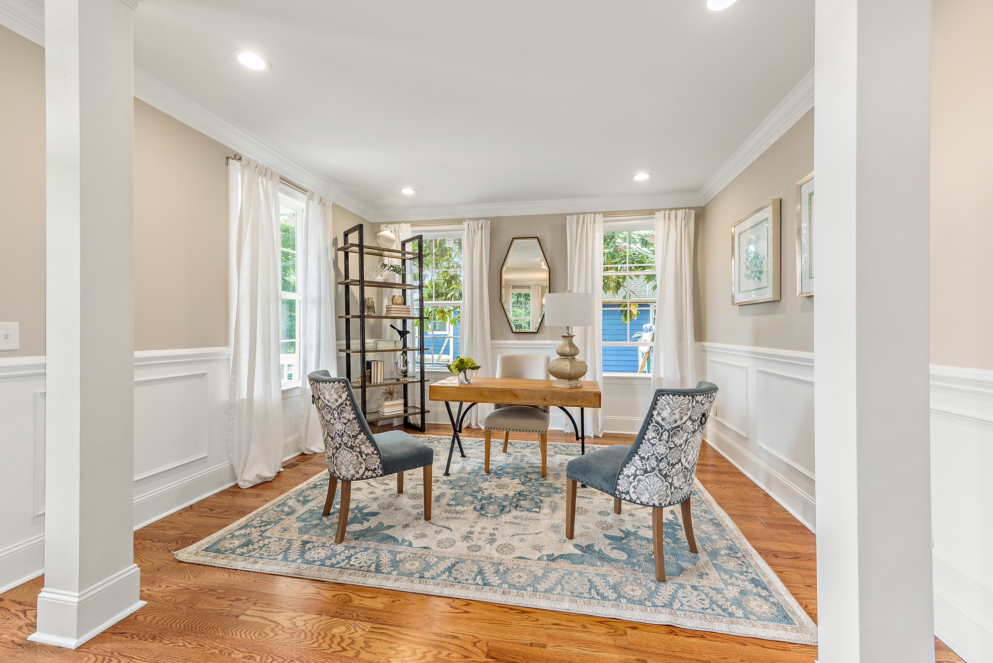Large area rug for dining room